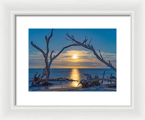 Rising Moon - Framed Print